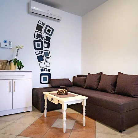 Mistral-4 By Interhome Apartament