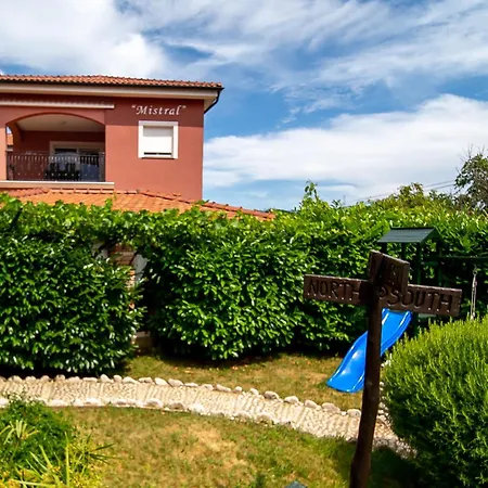 Mistral-4 By Interhome Apartament Lopar